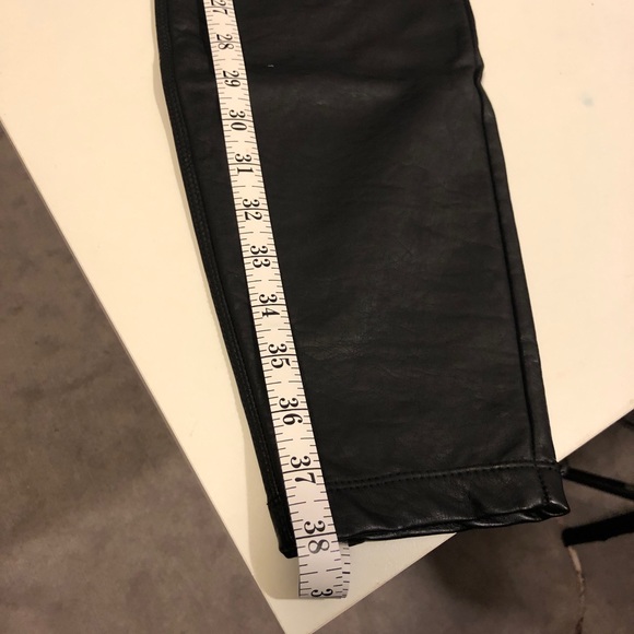 Sophie Max/ Mac Studio Black faux leather pants - Picture 3 of 7